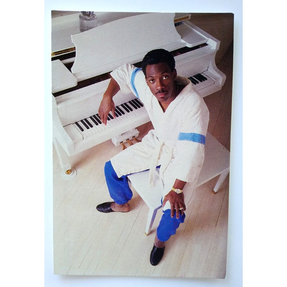 Eddie Murphy With Piano Photo Postcard Comedian TV Actor Movie Star SNL Chrome - Picture 1 of 2